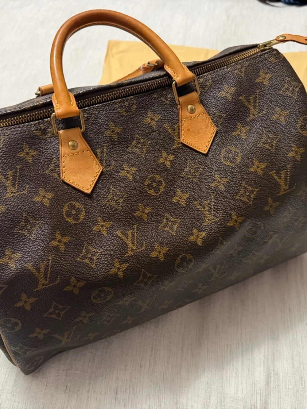 Louis Vuitton Speedy 35 Monogram - Picture 2 of 6